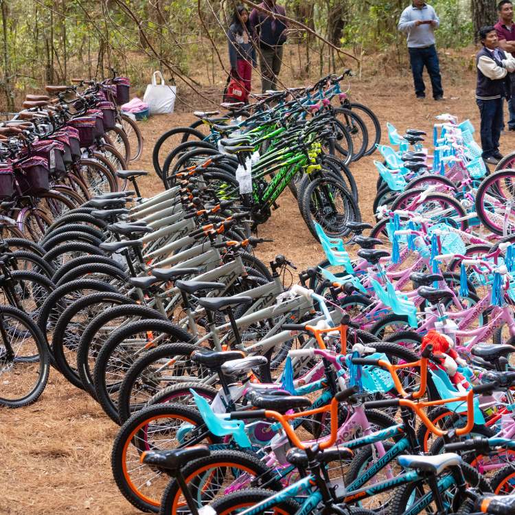 Bike donations for the kids of Ixtepeji, Oaxaca